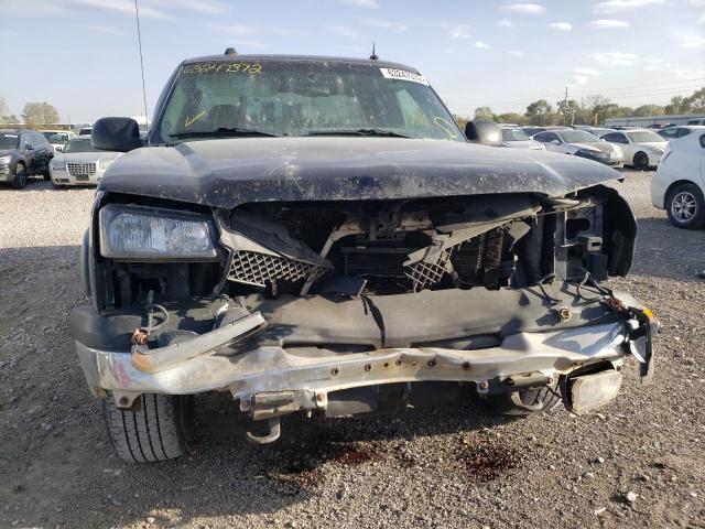 Photo 9 from auction – 2004 CHEVROLET SILVERADO with VIN 1GCEK19T04E201263