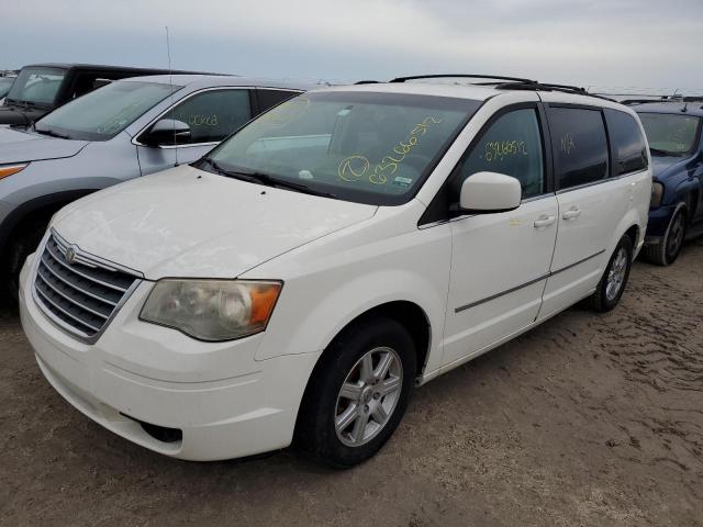 Photo 2 from auction – 2010 CHRYSLER TOWN & COU with VIN 2A4RR5D19AR338737