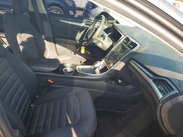 Photo 5 from auction – 2013 FORD FUSION SE with VIN 3FA6P0HR4DR256758