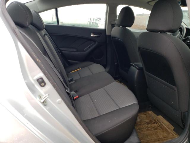 Photo 6 from auction – 2016 KIA FORTE LX with VIN KNAFX4A6XG5542538