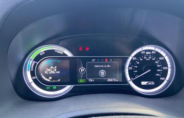 Photo 8 from auction – 2017 KIA NIRO EX with VIN KNDCC3LCXH5063312