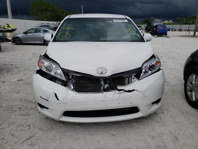 Photo 9 from auction – 2015 TOYOTA SIENNA LE with VIN 5TDKK3DC8FS684911