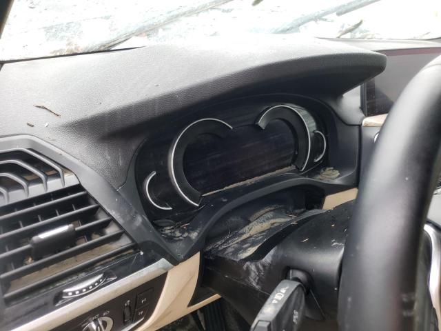 Photo 8 from auction – 2019 BMW X3 XDRIVE3 with VIN 5UXTR9C51KLD97221
