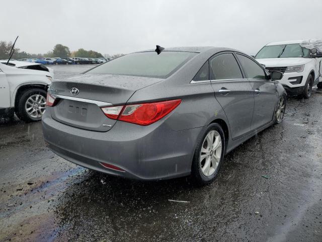 Photo 4 from auction – 2012 HYUNDAI SONATA SE with VIN 5NPEC4AC3CH368192