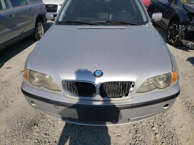 Photo 9 from auction – 2003 BMW 330 XI with VIN WBAEW53443PG21480