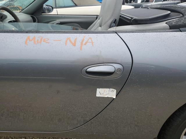 Photo 9 from auction – 2004 PORSCHE 911 CARRER with VIN WP0CA29994S651662