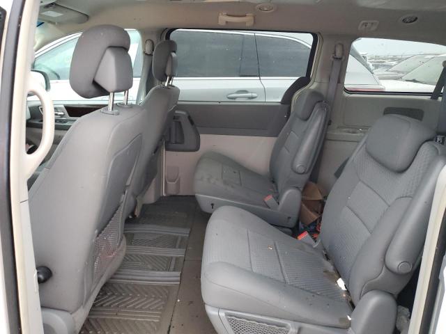Photo 6 from auction – 2010 CHRYSLER TOWN & COU with VIN 2A4RR5D19AR338737