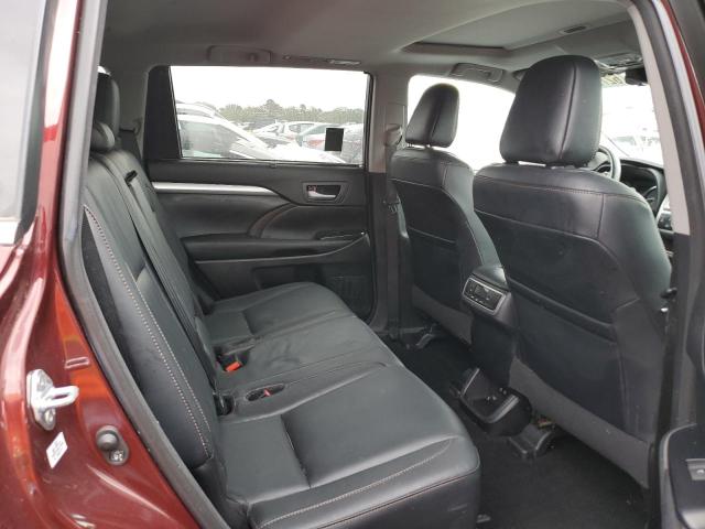 Photo 6 from auction – 2017 TOYOTA HIGHLANDER with VIN 5TDKZRFH1HS218151