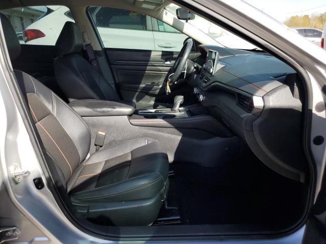 Photo 5 from auction – 2019 NISSAN ALTIMA SR with VIN 1N4BL4CV4KC149176