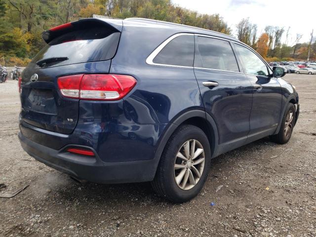 Photo 4 from auction – 2016 KIA SORENTO LX with VIN 5XYPGDA54GG045829