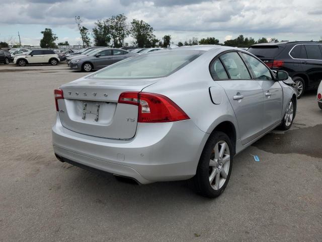 Photo 4 from auction – 2016 VOLVO S60 with VIN YV126MFJ3G2397162