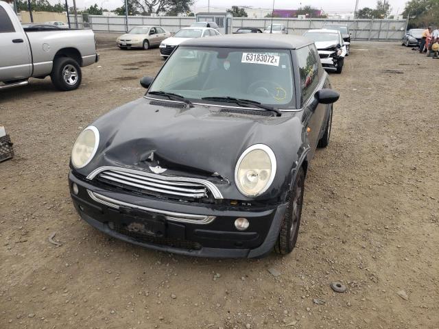 Photo 9 from auction – 2004 MINI COOPER with VIN WMWRC33434TJ54315