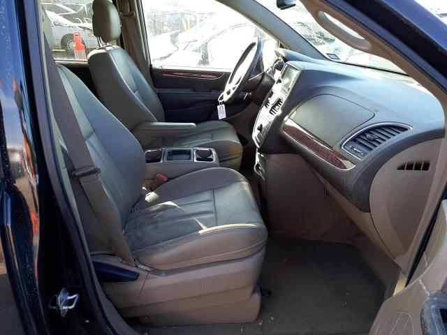 Photo 5 from auction – 2013 CHRYSLER TOWN & COU with VIN 2C4RC1BG0DR807841