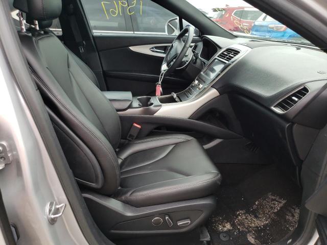 Photo 5 from auction – 2019 LINCOLN NAUTILUS with VIN 2LMPJ8J91KBL11820