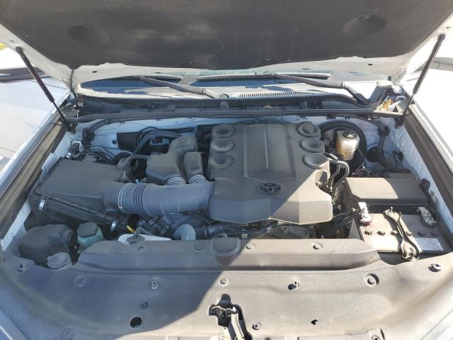Photo 7 from auction – 2018 TOYOTA 4RUNNER SR with VIN JTEZU5JR2J5184198