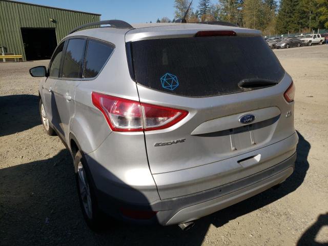 Photo 3 from auction – 2016 FORD ESCAPE SE with VIN 1FMCU9GX5GUB74671
