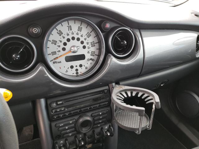 Photo 9 from auction – 2005 MINI COOPER with VIN WMWRC33545TJ70226