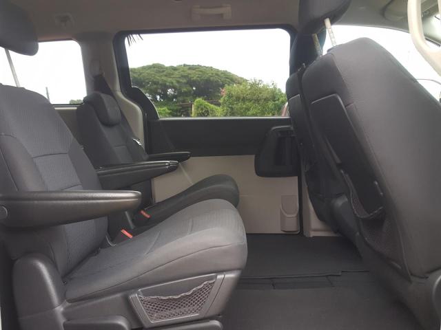Photo 6 from auction – 2010 DODGE GRAND CARA with VIN 2D4RN5D10AR156901