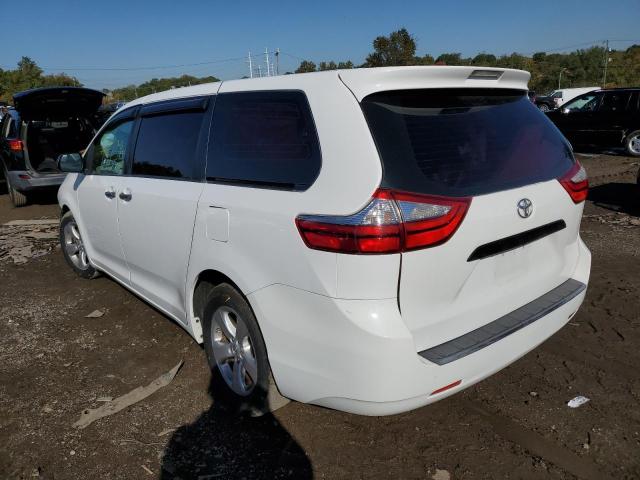 Photo 3 from auction – 2015 TOYOTA SIENNA with VIN 5TDZK3DC1FS617436