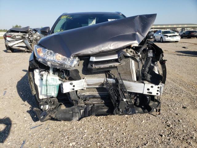 Photo 9 from auction – 2019 TOYOTA HIGHLANDER with VIN 5TDKZRFH1KS353587