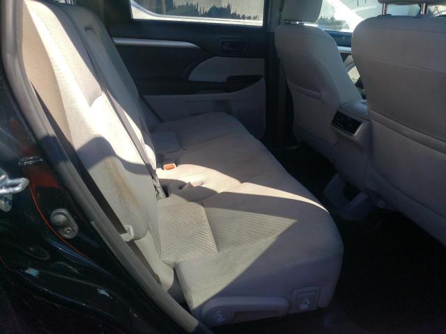Photo 6 from auction – 2018 TOYOTA HIGHLANDER with VIN 5TDZARFHXJS039053