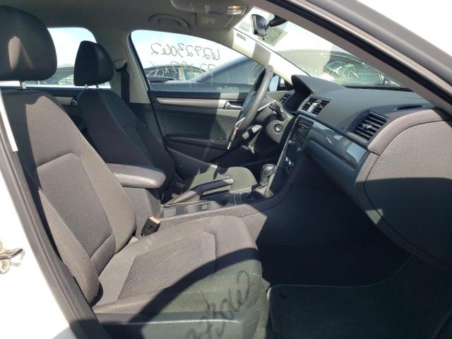 Photo 5 from auction – 2012 VOLKSWAGEN PASSAT S with VIN 1VWAH7A38CC027591