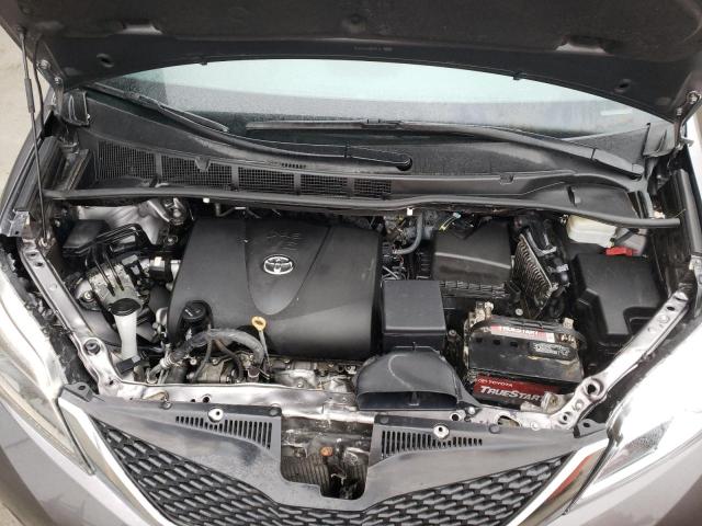 Photo 7 from auction – 2017 TOYOTA SIENNA SE with VIN 5TDXZ3DCXHS874147