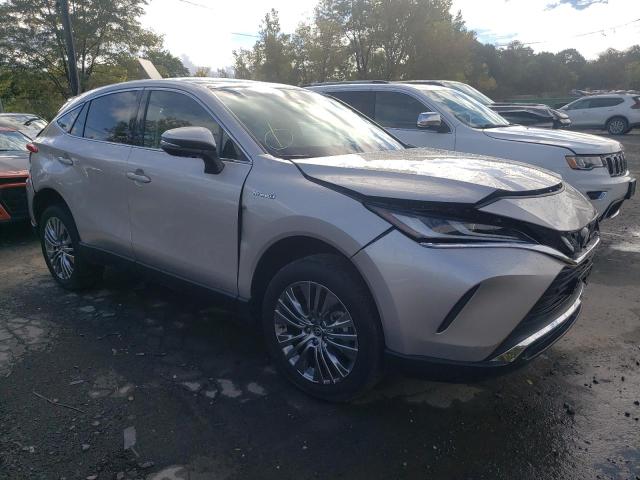 TOYOTA VENZA LE 2021 with VIN JTEAAAAH5MJ013947 - Photo from auction