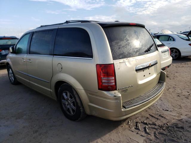 Photo 3 from auction – 2010 CHRYSLER TOWN & COU with VIN 2A4RR5D18AR226351