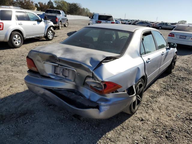 Photo 9 from auction – 1998 ACURA 3.5RL with VIN JH4KA9659WC002672