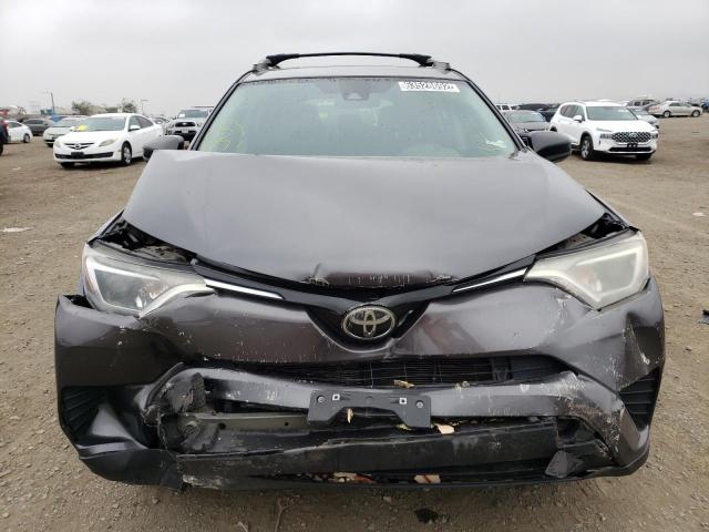 Photo 9 from auction – 2017 TOYOTA RAV4 LE with VIN 2T3ZFREV8HW400281