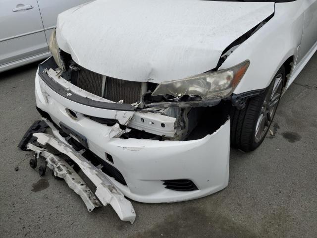Photo 9 from auction – 2011 TOYOTA SCION TC with VIN JTKJF5C76B3013306