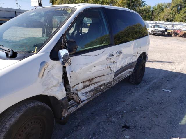 Photo 9 from auction – 2000 DODGE CARAVAN SE with VIN 2B4GP45G7YR793965