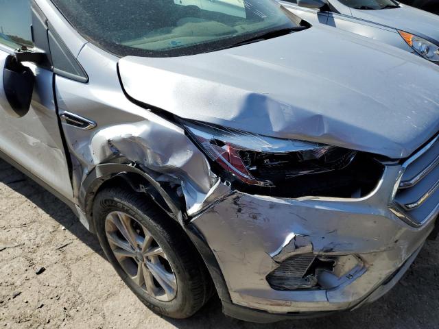 Photo 9 from auction – 2017 FORD ESCAPE SE with VIN 1FMCU0GD2HUE38710