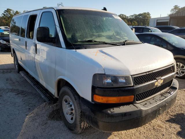 CHEVROLET EXPRESS G3 2018 with VIN 1GAZGNFG4J1178034 - Photo from auction
