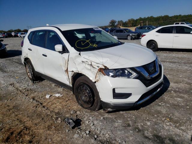 NISSAN ROGUE S 2017 с VIN KNMAT2MT0HP599433 - Фото с аукциона