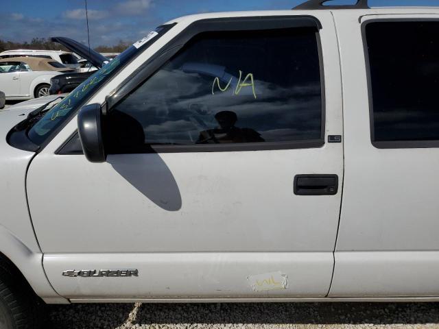 Photo 9 from auction – 2003 CHEVROLET BLAZER with VIN 1GNCS13X73K170975