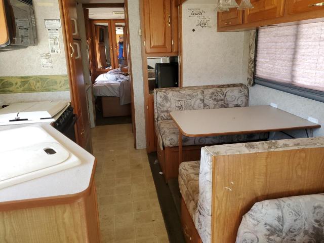 Photo 6 from auction – 2003 COACH AURORA with VIN 1FCNF53S220A08604