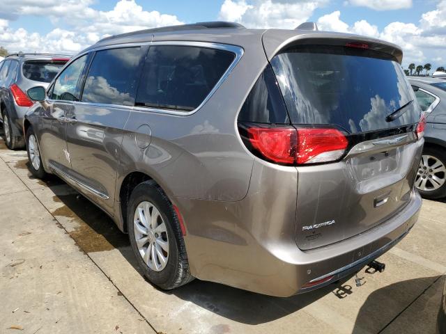 Photo 3 from auction – 2017 CHRYSLER PACIFICA T with VIN 2C4RC1BG3HR592266