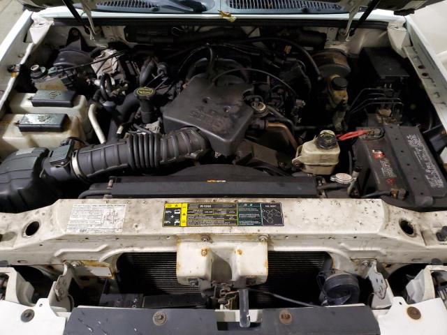 Photo 7 from auction – 2004 FORD EXPLORER S with VIN 1FMZU77K44UB27100