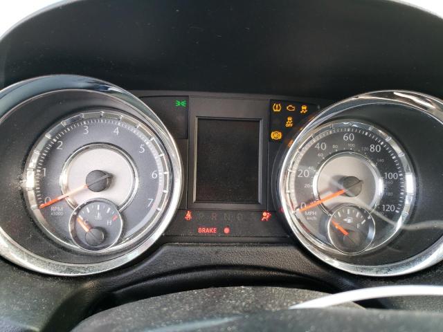 Photo 8 from auction – 2014 CHRYSLER TOWN & COU with VIN 2C4RC1BGXER408615