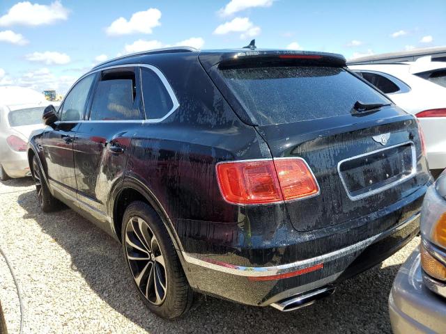 Photo 3 from auction – 2017 BENTLEY BENTAYGA with VIN SJAAC2ZV2HC015326
