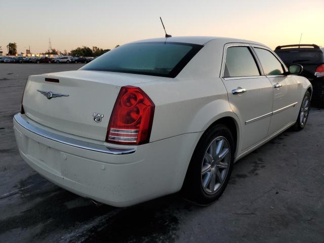 Photo 4 from auction – 2008 CHRYSLER 300C with VIN 2C3KA63H28H320930