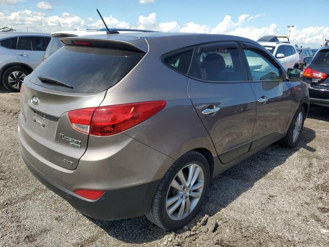 Photo 4 from auction – 2012 HYUNDAI TUCSON GLS with VIN KM8JUCAC1CU468296
