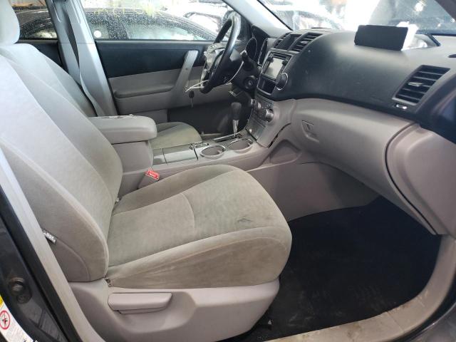 Photo 5 from auction – 2013 TOYOTA HIGHLANDER with VIN 5TDBK3EH7DS253869