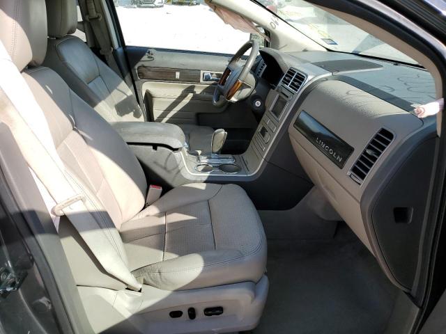 Photo 5 from auction – 2007 LINCOLN MKX with VIN 2LMDU88C77BJ13374