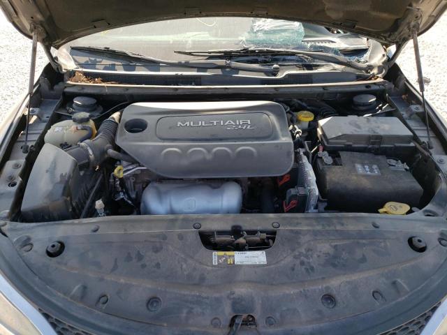 Photo 7 from auction – 2015 CHRYSLER 200 LIMITE with VIN 1C3CCCABXFN730956