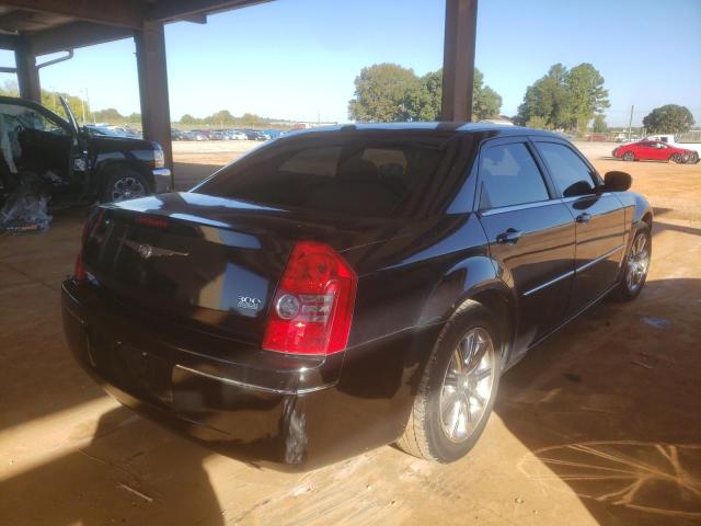 Photo 4 from auction – 2010 CHRYSLER 300 TOURIN with VIN 2C3CA5CV8AH149644