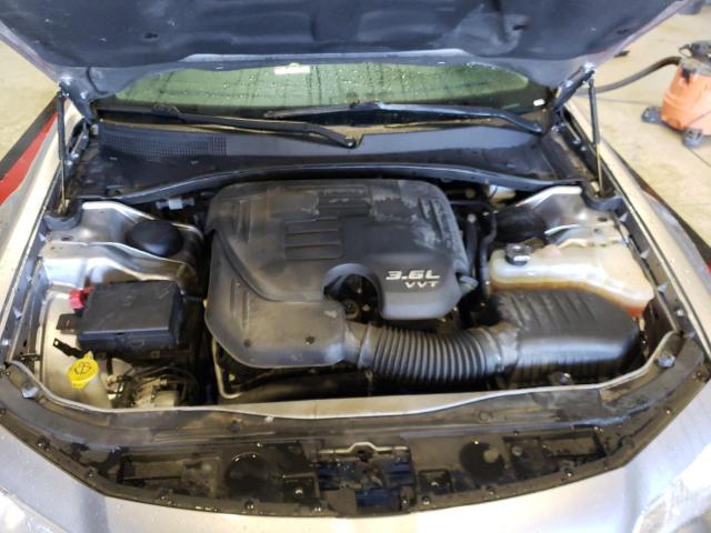 Photo 7 from auction – 2018 CHRYSLER 300 LIMITE with VIN 2C3CCAEG1JH295921
