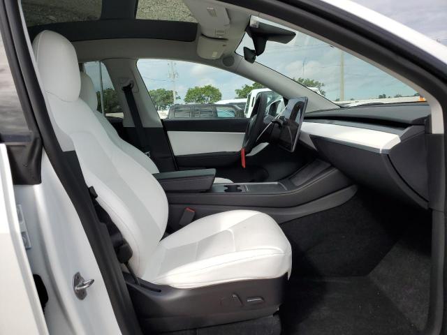 Photo 5 from auction – 2022 TESLA MODEL Y with VIN 7SAYGDEE8NF323377